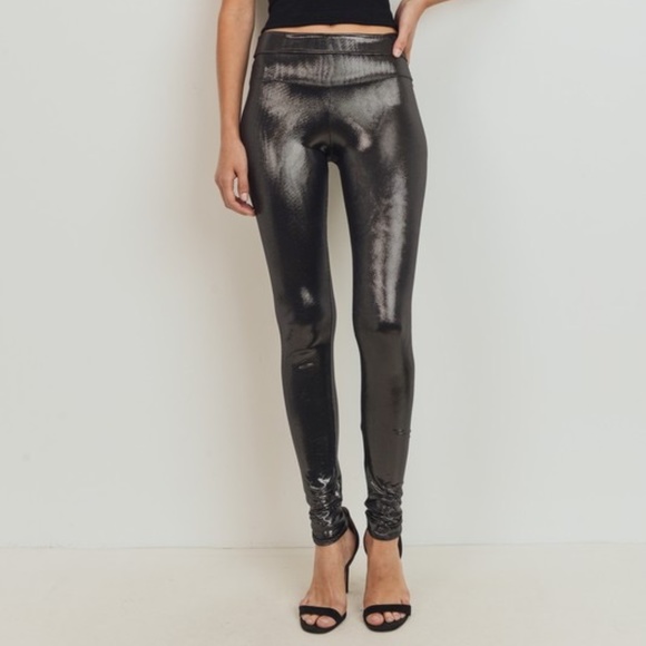 Store Closing - Last 3‼️ High Waist Metallic Leggings - Picture 6 of 6